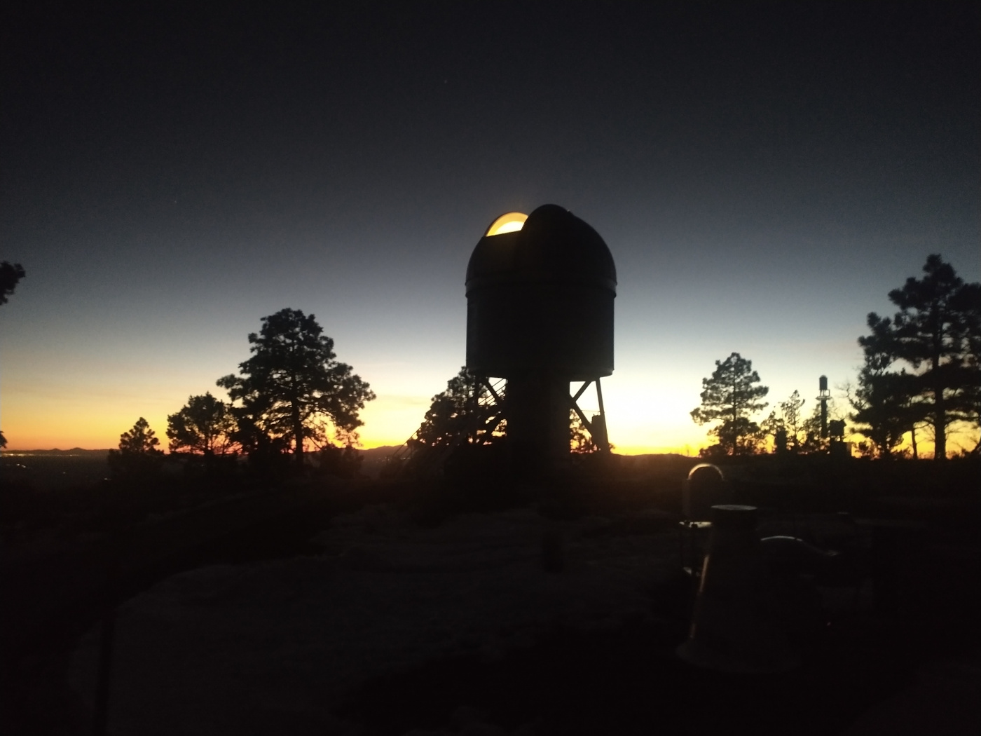 <h4></h4><p>The SONG 1 meter observatory at APO during installation of the PW1000. 1/17/2024.</p><p><a href="/seismo-wiki/_detail/slideshow/song_1m_dome.jpg"><img title="Details" src="/seismo-wiki/lib/plugins/photogallery/images/details_page.png" width="30" /></a></p>